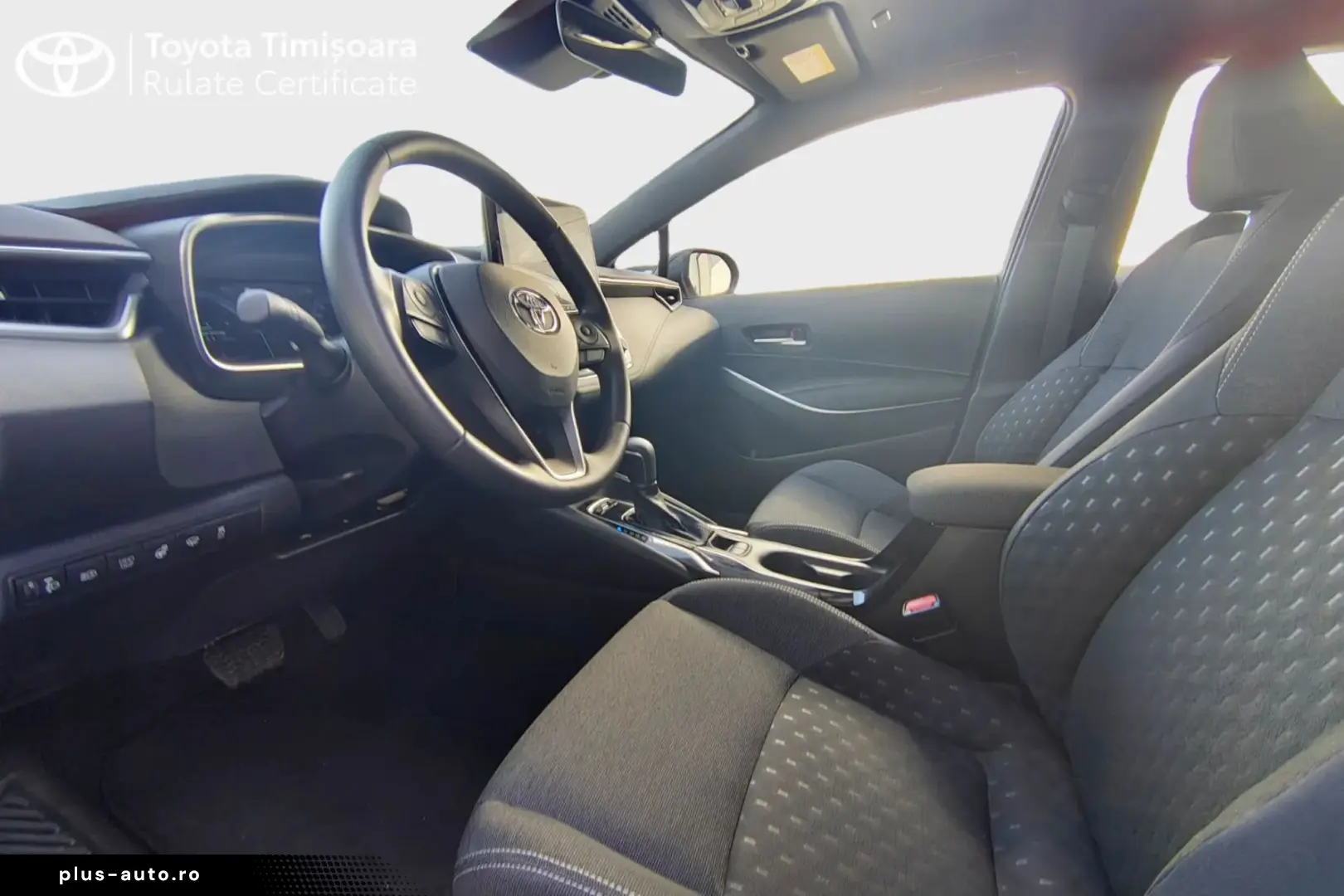 Toyota Corolla TS  1.8 HSD Business