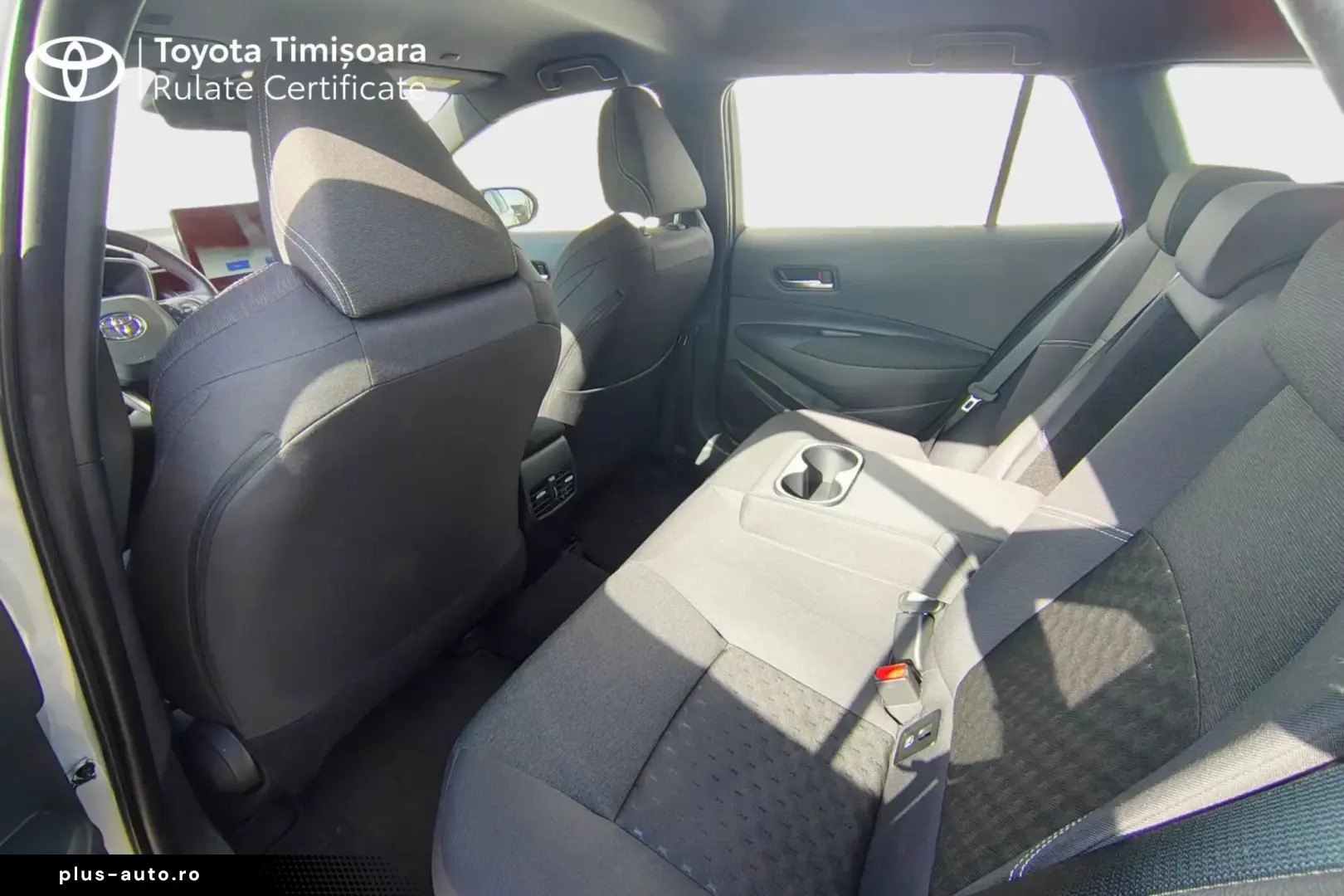 Toyota Corolla TS  1.8 HSD Business