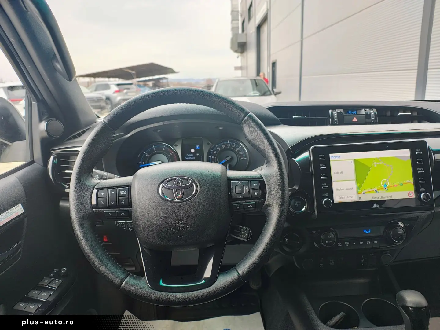 Toyota Hilux Gen-Viii-2015