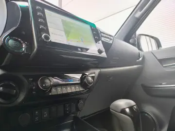 Toyota Hilux Gen-Viii-2015