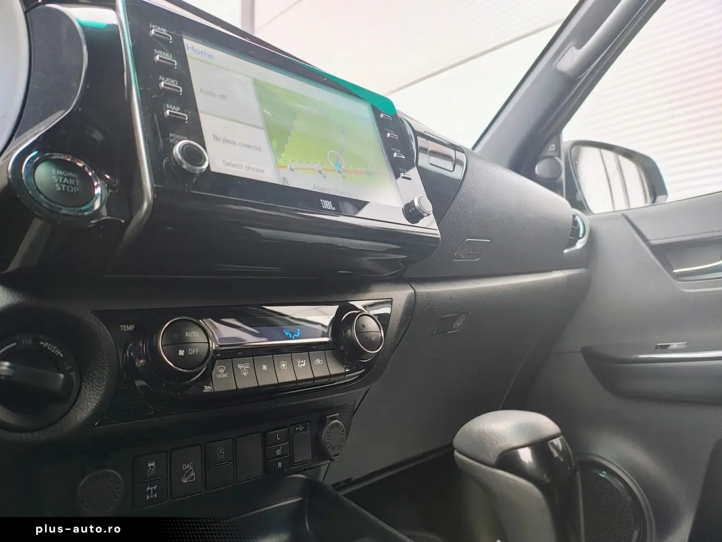 Toyota Hilux Gen-Viii-2015