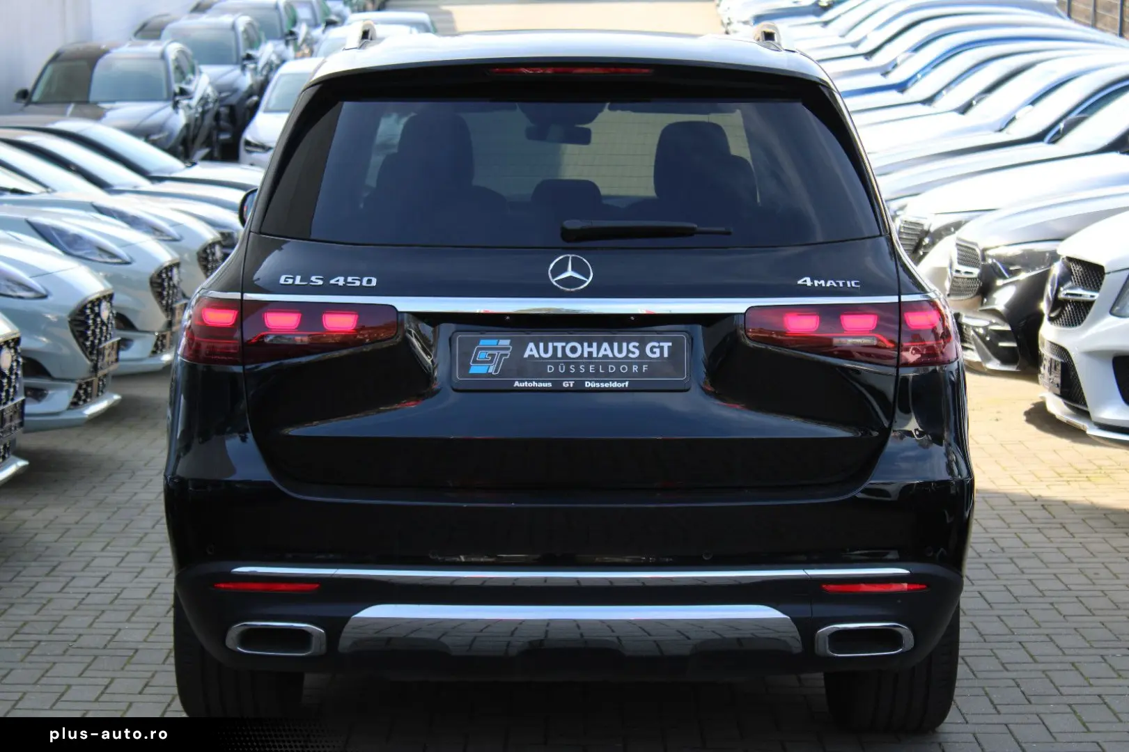 MERCEDES-BENZ GLS 450 4Matic 7Sitze Pano Airmat SoftCl 360
