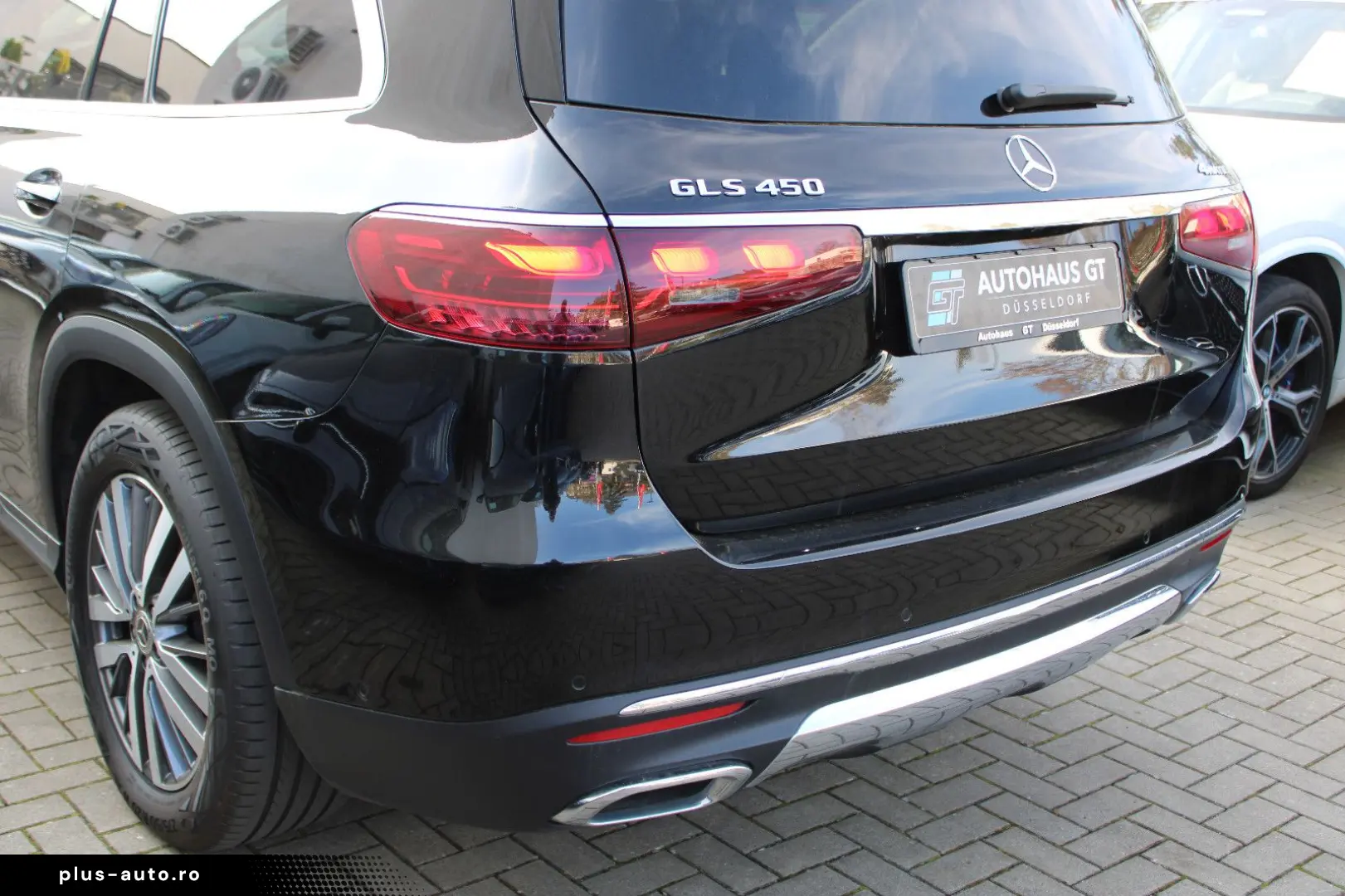 MERCEDES-BENZ GLS 450 4Matic 7Sitze Pano Airmat SoftCl 360