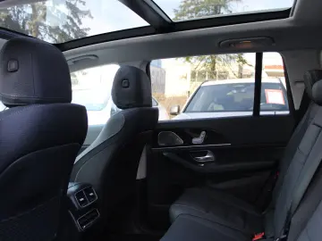 MERCEDES-BENZ GLS 450 4Matic 7Sitze Pano Airmat SoftCl 360