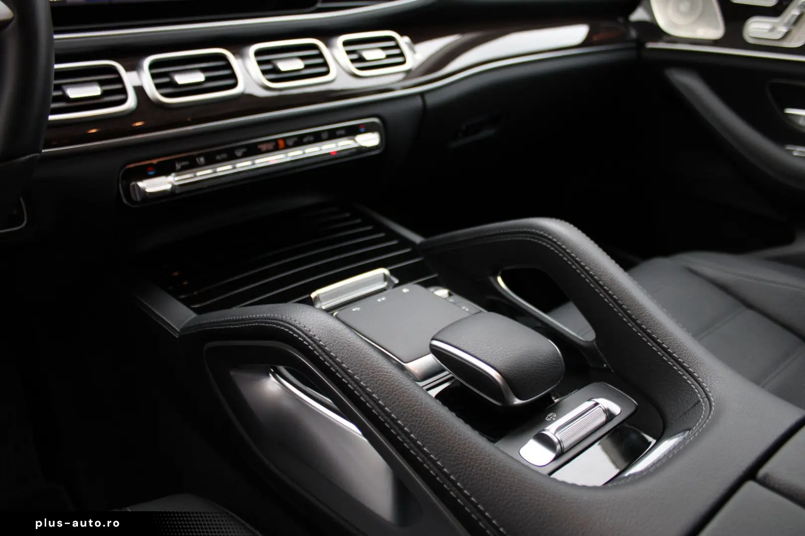 MERCEDES-BENZ GLS 450 4Matic 7Sitze Pano Airmat SoftCl 360