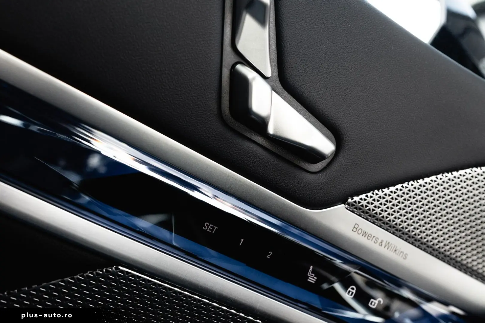 BMW 740d xDrive M Sport   Sky Lounge    Iconic Glow