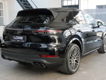 PORSCHE Cayenne PlatinumEd 14Weg HeadUp ACC TV-Fond 21
