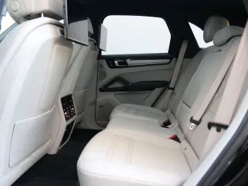 PORSCHE Cayenne PlatinumEd 14Weg HeadUp ACC TV-Fond 21