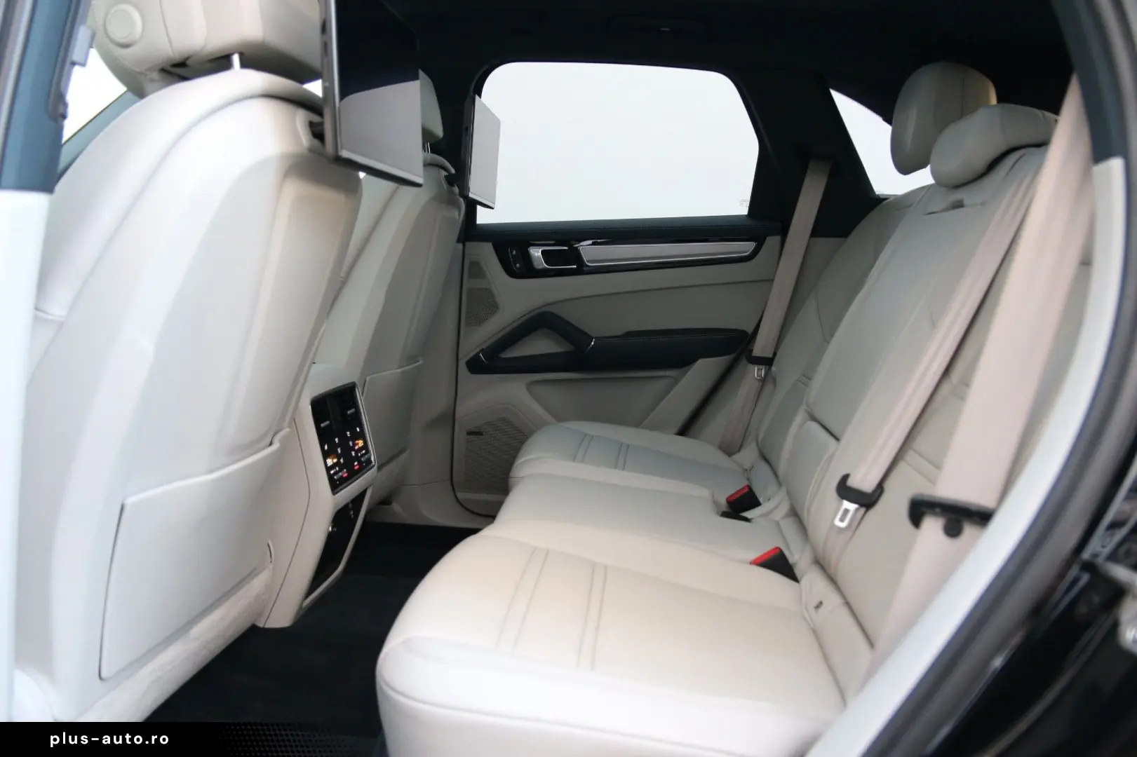 PORSCHE Cayenne PlatinumEd 14Weg HeadUp ACC TV-Fond 21