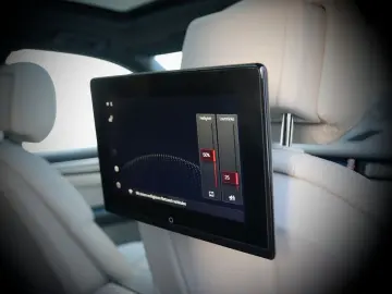 PORSCHE Cayenne PlatinumEd 14Weg HeadUp ACC TV-Fond 21