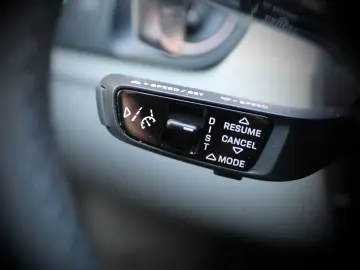 PORSCHE Cayenne PlatinumEd 14Weg HeadUp ACC TV-Fond 21