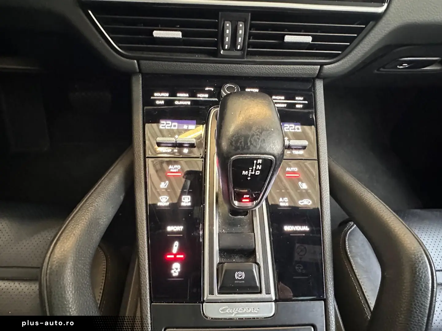 PORSCHE Cayenne Platinum Edition PANO BOSE LUFT RFK