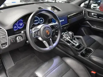 PORSCHE Cayenne Tiptronic S BOSE PANO SPORT SOFT-CLOSE