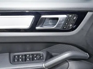 PORSCHE Cayenne Platinum Edition Luft AHZV 360