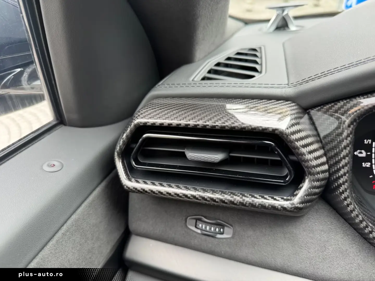 Lamborghini Urus 4.0 V8 PHEV SE  Pano  3 D Bang & Olufsen