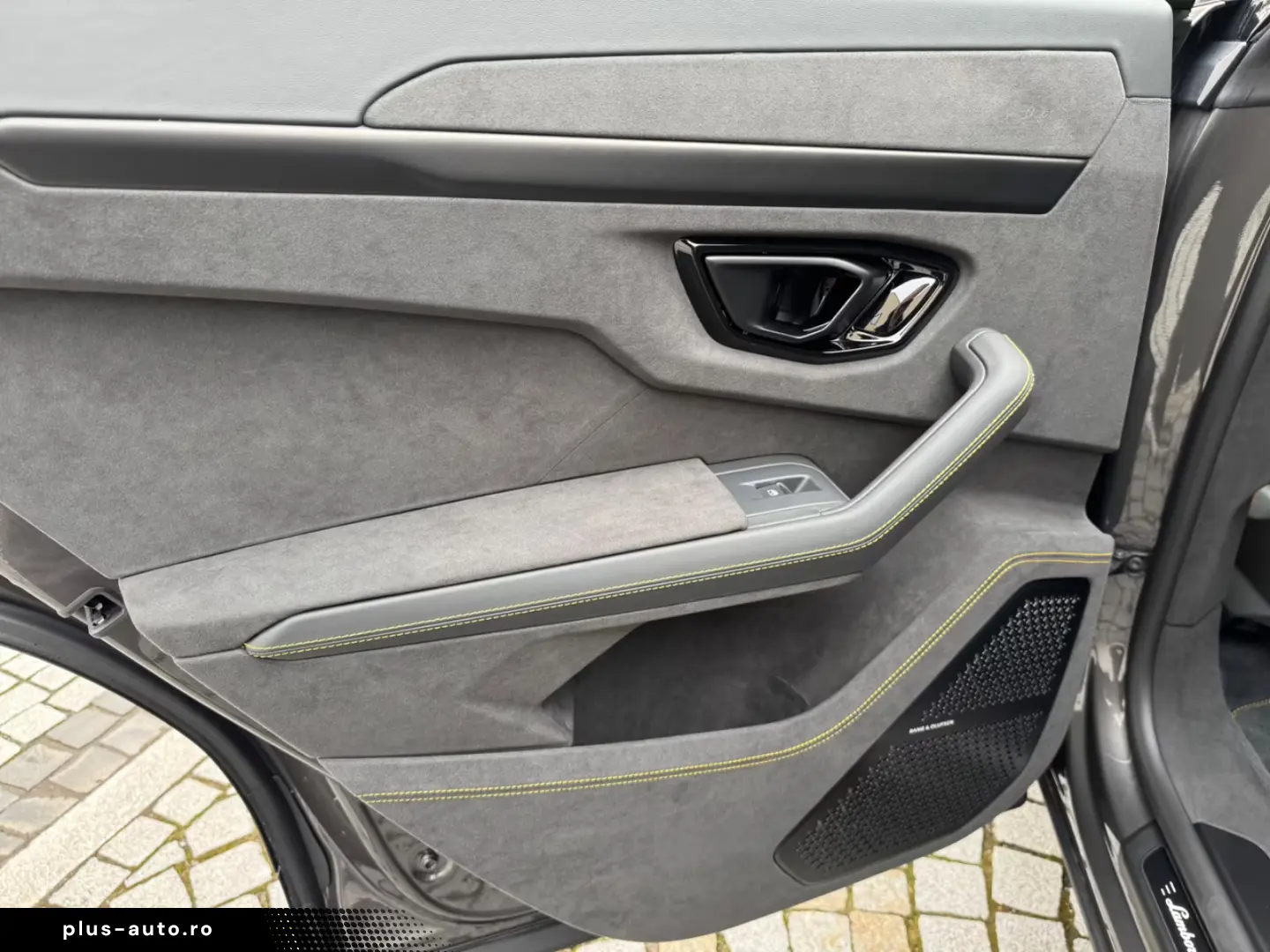 Lamborghini Urus 4.0 V8 PHEV SE  Pano  3 D Bang & Olufsen