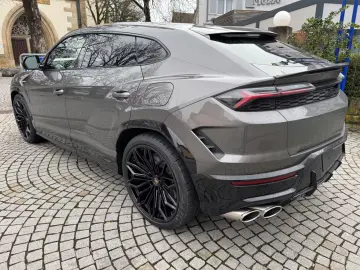 Lamborghini Urus 4.0 V8 PHEV SE  Pano  3 D Bang & Olufsen