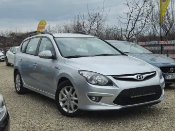 Hyundai I30 1.4   GPL 2012
