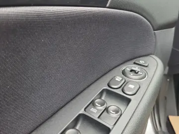 Hyundai I30 1.4   GPL 2012