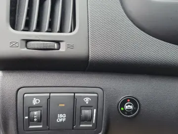 Hyundai I30 1.4   GPL 2012