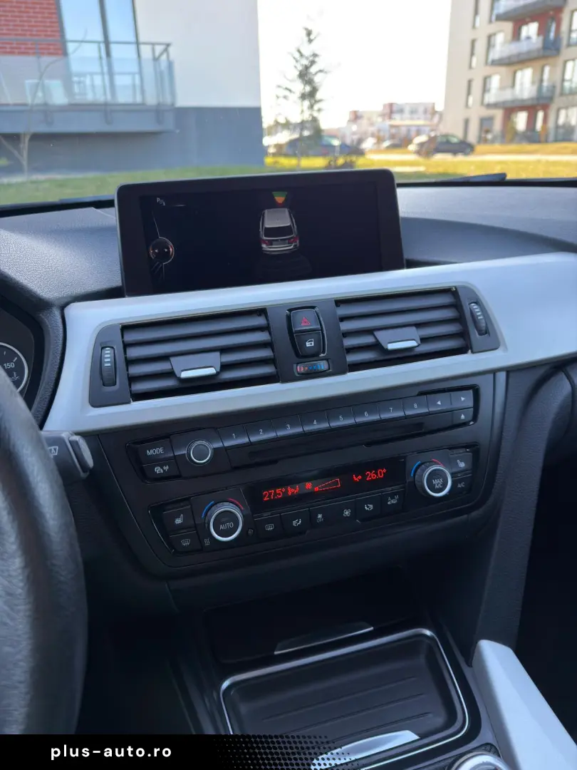 BMW 318D 2013 High Executive