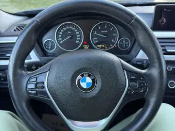 BMW 318D 2013 High Executive