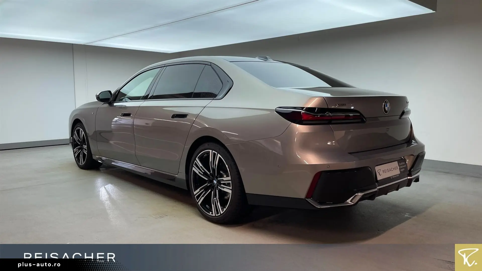 BMW 740d A xDrive M-Sport PANO  RFK  Standheizung