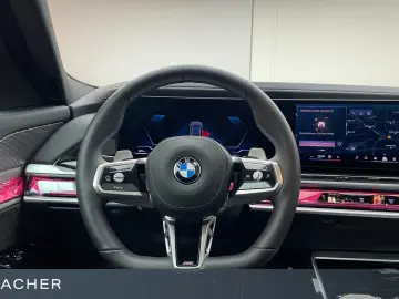 BMW 740d A xDrive M-Sport PANO  RFK  Standheizung