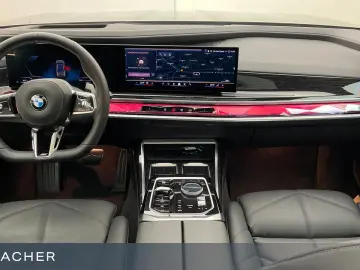 BMW 740d A xDrive M-Sport PANO  RFK  Standheizung