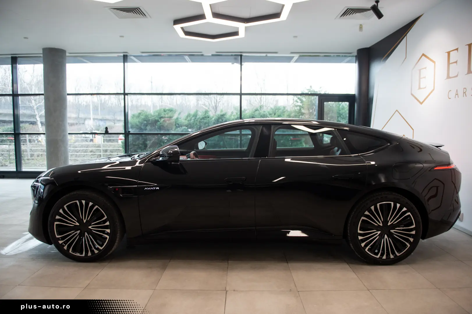 Avatr 12 Ultra REEV Edition