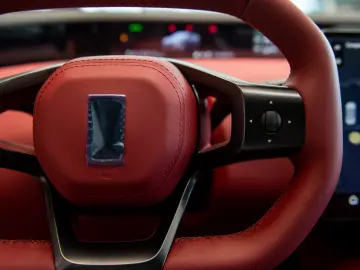 Avatr 12 Ultra REEV Edition