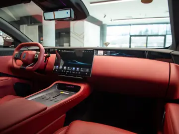 Avatr 12 Ultra REEV Edition