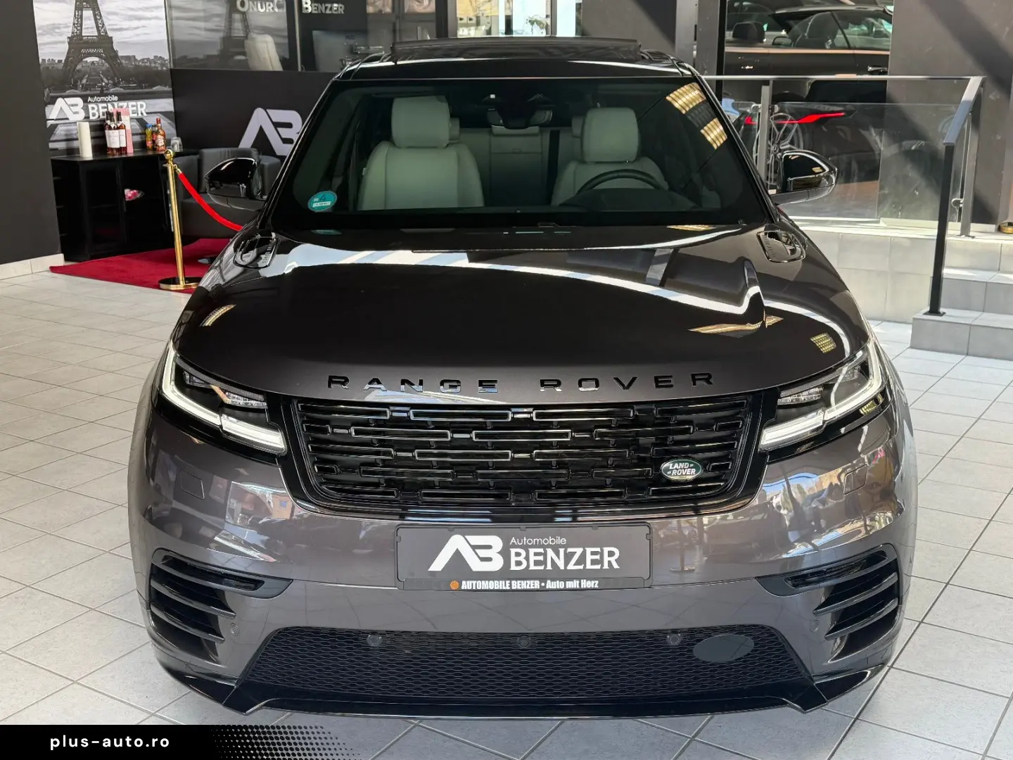LAND ROVER Range Rover Velar D300 R-DYNAMIC MERIDIAN PANO