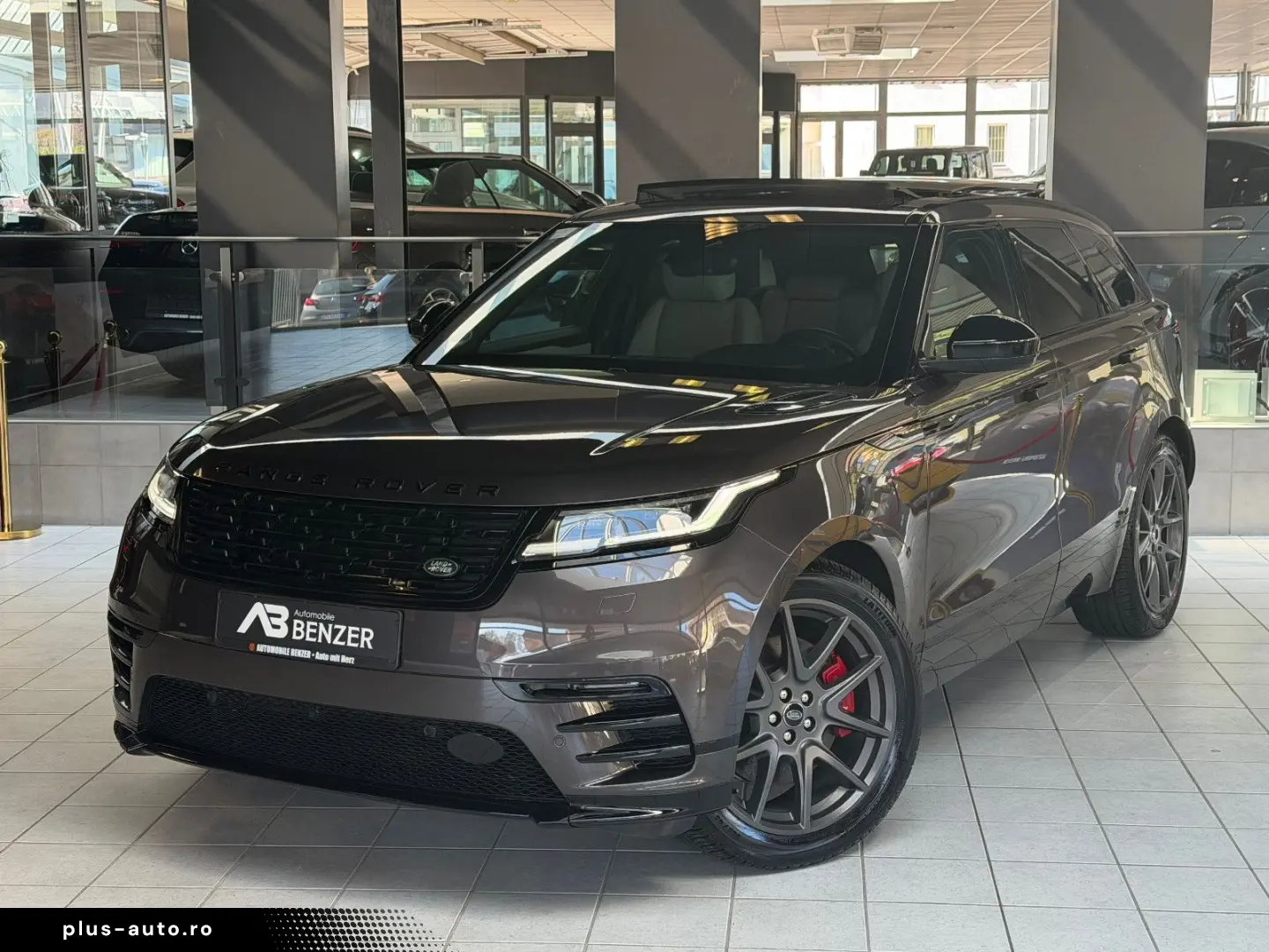 LAND ROVER Range Rover Velar D300 R-DYNAMIC MERIDIAN PANO