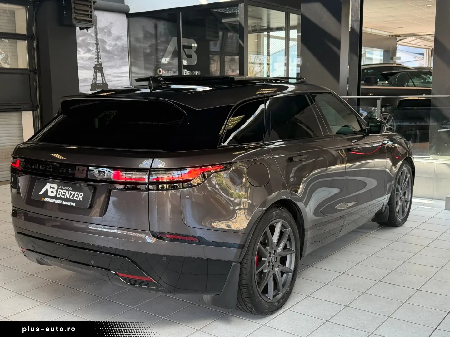 LAND ROVER Range Rover Velar D300 R-DYNAMIC MERIDIAN PANO