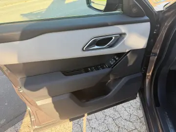 LAND ROVER Range Rover Velar D300 R-DYNAMIC MERIDIAN PANO