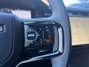 LAND ROVER Range Rover Velar D300 R-DYNAMIC MERIDIAN PANO