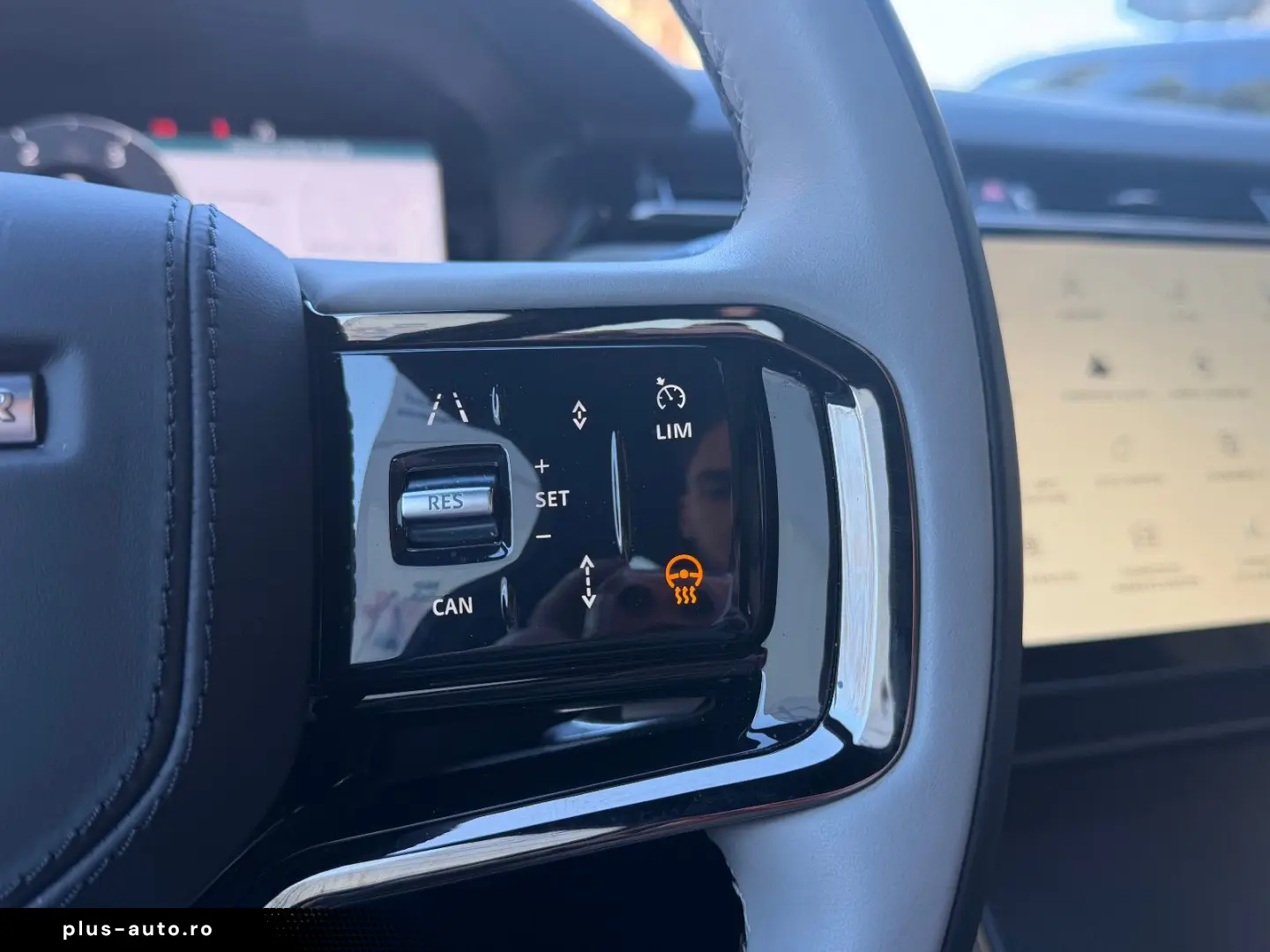 LAND ROVER Range Rover Velar D300 R-DYNAMIC MERIDIAN PANO