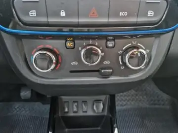 DACIA Spring Business Automatik Klima Navi Rückfahrcam