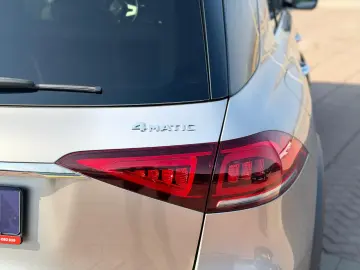 MERCEDES-BENZ GLE 350 - 7 locuri