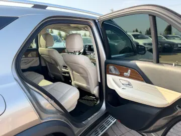 MERCEDES-BENZ GLE 350 - 7 locuri