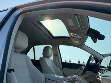 MERCEDES-BENZ GLE 350 - 7 locuri