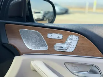 MERCEDES-BENZ GLE 350 - 7 locuri