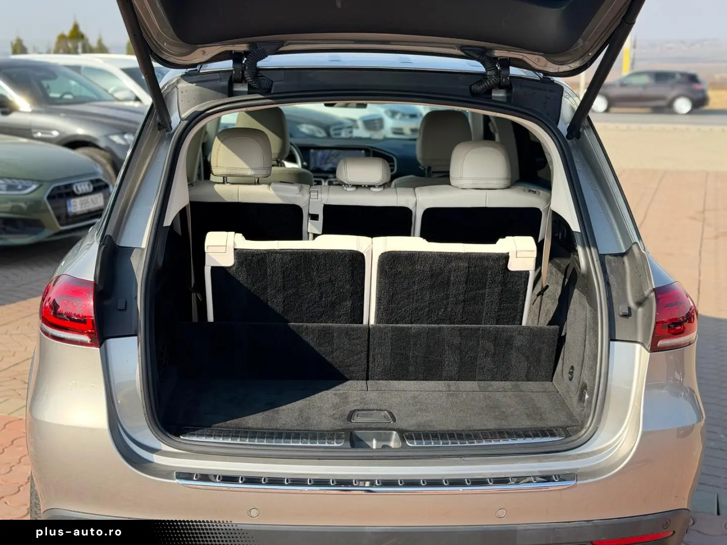 MERCEDES-BENZ GLE 350 - 7 locuri