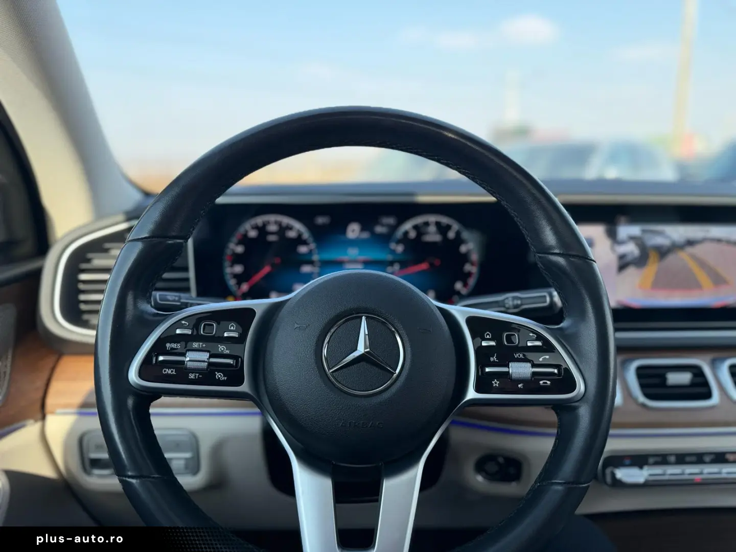 MERCEDES-BENZ GLE 350 - 7 locuri