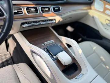 MERCEDES-BENZ GLE 350 - 7 locuri