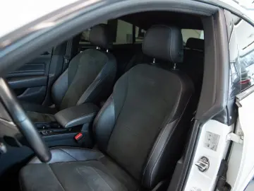 Volkswagen Arteon 2.0 TDI 4Motion DSG R-Line