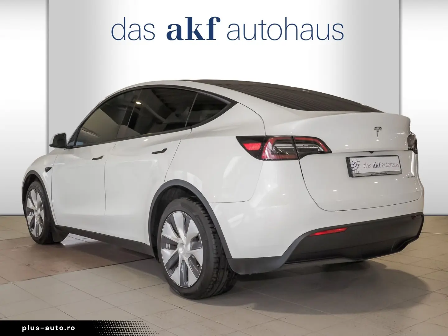 TESLA Model Y Long Range Dual AWD-75 kWh Navi Kamera P