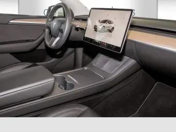 TESLA Model Y Long Range Dual AWD-75 kWh Navi Kamera P
