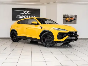Lamborghini Urus SE Hybrid B&O PANO 23  Massage